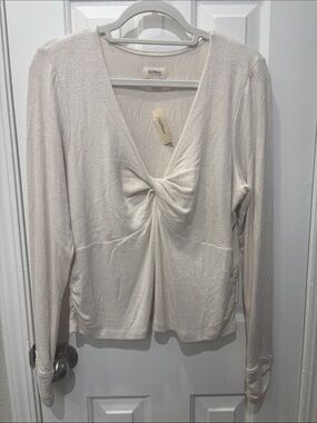 UpWest Cream Twist-Front V-Neck Long Sleeve Top - Neutral Cream